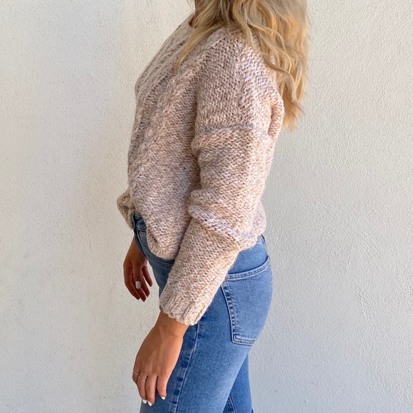 Cozy Woven Boatneck Sweater - New Without Tags - Picture 2 of 5